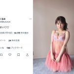 AKB48・鈴木くるみ、透け感水着オフショットで見せる透明肌にファンうっとり