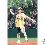 【写真特集】辻希美が始球式でワンバン投球！から揚げユニフォームでベルーナドームに登場＜埼玉西武ライオンズ＞