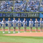 【写真特集】≠MEがハマスタに来場！セレモニアルピッチでは個性的な投球で沸かす！