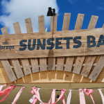 沖縄ビーチでCORONA SUNSETS FESTIVAL 2023、４年ぶり開催で絶景のフォトスポット！