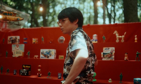 サンボマスター、映画「クレヨンしんちゃん」主題歌MVを公開！旧知の仲・空気階段が特別出演