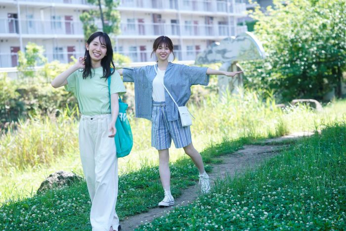 日向坂46の2期生コンビ・金村美玖＆松田好花、初ペアグラビアで「B.L.T.」表紙に登場！