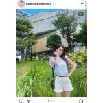 ダレノガレ明美、夏らしいショートパンツ姿でパシャリ！「写真撮る時だけ日傘とパーカー脱いでます」とコメント