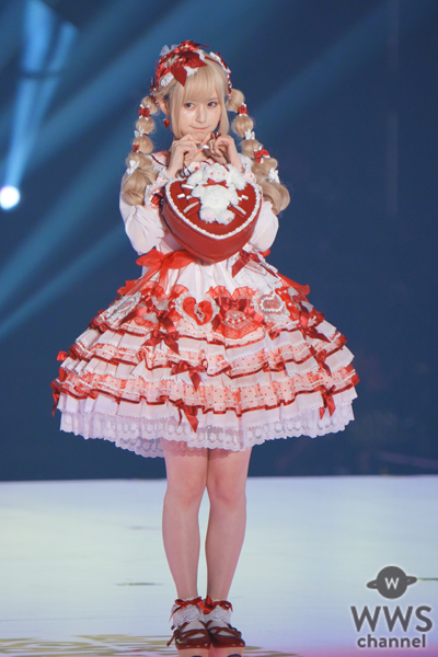 山本望叶(NMB48)、完璧なドール姿にファンから「お人形さんみたい」！＜KANSAI COLLECTION 2023 A/W＞