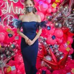 【写真特集】アンバサダー・ざわちん、鮮やかな青ドレスで肩出しコーデで登場！てんちむがDJパフォーマンスで盛り上げる。「MINERA PATCH NIGHT （ミネラパッチナイト）」開催