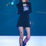 MINAMI、クールな流し目にズキュン！全身ブラックで会場のハートを鷲掴み！＜KANSAI COLLECTION 2023 A/W＞