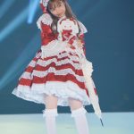 島崎遥香、えぐい可愛いロリータで参戦！魅惑の首かしげポーズで狙い撃ち！＜KANSAI COLLECTION 2023 A/W＞