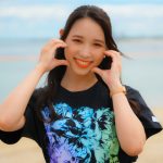 元AKB48 Team8・山本瑠香＆服部有菜、ダンサー・鶴貝果歩、夏ファッションで大阪のビーチで魅了！＜MUSIC CIRCUS'23＞