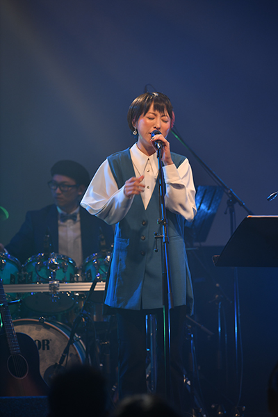 日本レコード大賞新人賞の神園さやか、20周年記念ワンマンライブ「best ever」