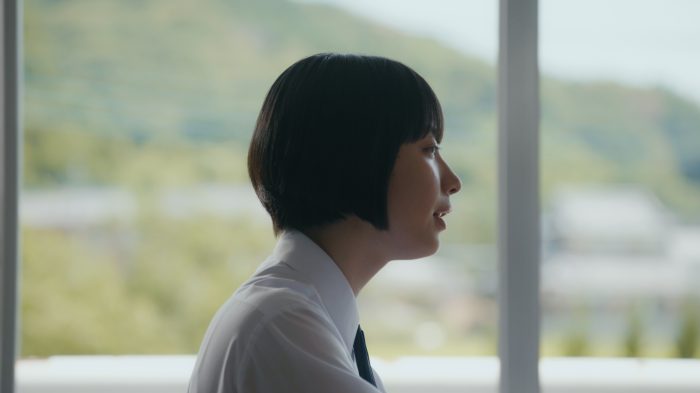 菅田将暉、「最高の教師」主題歌『ユアーズ』MVが公開