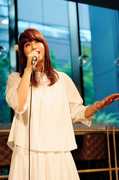 宇徳敬子、ソロデビュー30周年アニバーサリーが開幕