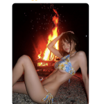 みもれもん、川に浸かって腹筋割れボディ見せつけ！