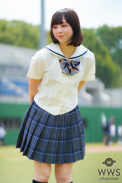 【写真特集】天羽生茜(すーぱーぷーばぁー!!)、　　　　　に視線が釘付け！＜真夏の制服撮影イベント『学園天国』in 駒沢球場＞