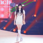 HARUNA、色白ムチムチ！魅惑のボディラインで悩殺ポーズ！＜KANSAI COLLECTION 2023 A/W＞