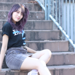 【動画】インフルエンサー・あのまるが福岡で美脚アピールのデニムミニスカで登場！MUSIC CIRCUSへの思いを語る！