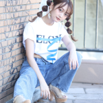 【動画】櫻あき、福岡で美ボディアピールのヘソ出しコーデで登場！MUSIC CIRCUSへの思いを語る！
