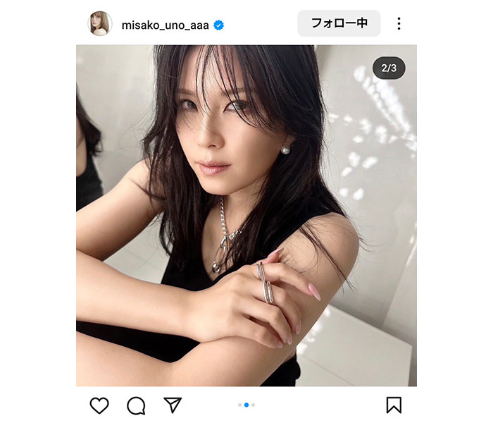 宇野実彩子、オトナのチラ魅せ腹筋SHOTがカッコイイ！！「この宇野ちゃん、クールビューティー」との声