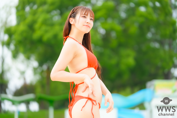 【写真特集】愛宮里奈(kyuuuns)、王道な赤ビキニで魅せるスタイル抜群な美ボディ！＜近代麻雀水着祭2023＞