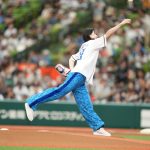 【写真特集】女優・松本若菜、85点の美しすぎる華麗なピッチングフォームを披露!