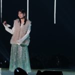 小坂菜緒、もはや大勝利！小悪魔的な瞬間ポーズにズキューン！＜マイナビ TGC 2023 A/W＞