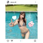 藤川らるむ、リゾートで楽しむ夏女姿を大胆セクシー水着で公開！