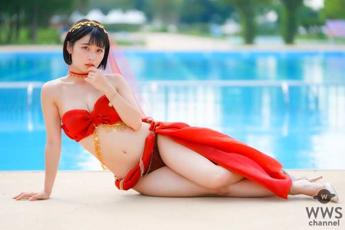 【写真特集】三田のえ、衣装デザイン制作を自身でした「アラビア風お姫様のえぐら」で登場!!<近代麻雀水着祭2023>