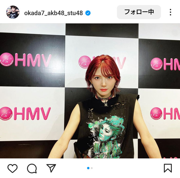 岡田奈々、赤髪にヘアチェン！最強ルックス披露！「ビジュ強すぎるよ、、、！！！！！！」「やっぱり1番好きです」