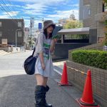 本田翼、秋の装いからチラリ「太もも」がセクシーー！！透明感あふれる芸能人オーラでファンを圧倒！！