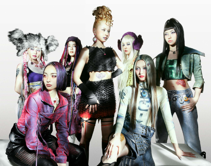 XG、最新ミニアルバム「NEW DNA」が初のBillboard JAPAN Hot Albums総合首位を獲得！