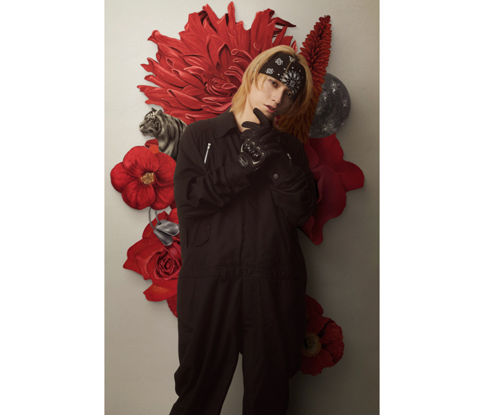 SKY-HI、12月12日発売LIVE DVD & Blu-ray｢SKY-HI ARENA TOUR 2023 ｰBOSSDOMｰ｣のジャケットが公開！