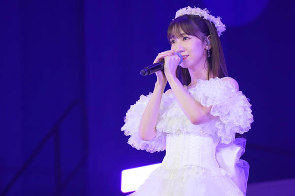 AKB48、『劇場公演曲リクエストアワーセットリストベスト30』を開催！投票により決定した30曲をカウントダウン形式で披露！