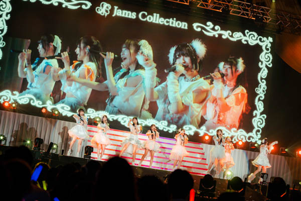 Jams Collection、初ライブから2年7ヵ月以上の時を経て、大盛り上がりとなるワンマン公演を行った！