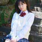 田中美久、見えそうで見えない制服SHOTに「現役感バリバリ」の声！