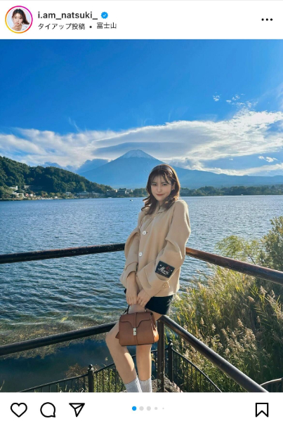 阿部なつき、絶景富士山＆美脚の超眼福SHOTに反響！「女神ですか」