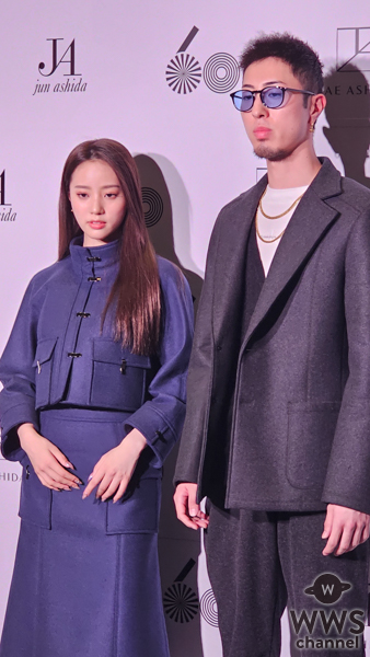【動画】中町JP&中町綾がクールなブラックコーデでフォトコールに登場!<JUN ASHIDA / TAE ASHIDA 60TH ANNIVERSARY S/S 2024>