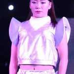 【動画】YAMAHAブースで美女ライダーがアクロバットパフォーマンス！＜JAPAN MOBILITY SHOW 2023＞