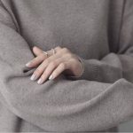 本田翼、とろけるようなニットを身に纏い、おうちでリラックスする表情に！新TVCM「メルティニットは、まちがいない服。冬篇」を10/26（木）より放映開始