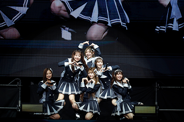 AKB48 62ndSG発売記念コンサート「アイドルになってよかった」レポート
