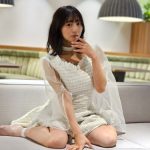 【動画】円谷みう(Couleur Clarity)、レースの白ミニスカワンピで今後の目標を語る！