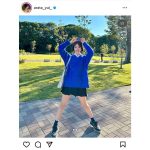 新唯、小顔＆抜群スタイル際立つミニスカート姿に賞賛の嵐！「お顔小さい！カワユイ！」
