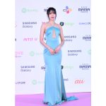 少女時代チェ・スヨン、曲線美きわ立つ胸元ざっくりマーメイドドレスで登場！＜2023 MAMA AWARDS＞