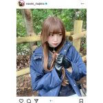 真島なおみ、ジャケットを羽織って寒さをしのぐオフショットを公開！素の表情が可愛すぎるとSNSで話題に！