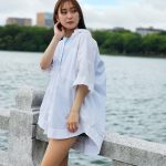 【写真特集】安部七波さん、白シャツに黒のミニ丈ボトムスで美脚アピール！「福岡マラソンで今年も走ります」＜ベストオブミス福岡大会本部長＞