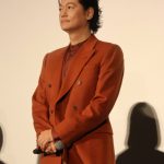 井浦新、アイドルと共同生活をしたおっさん役を演じる「観た人に寄り添う作品です。」＜『つんドル』公開記念舞台挨拶＞