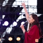 【写真特集】シンガーソングライター・TOMO、和をテイストにした紅白の麗しい衣装でオープニングアクトを飾る！〈PEACE STOCK 78’ HIROSHIMA 2023〉