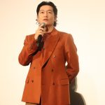 井浦新、アイドルと共同生活をしたおっさん役を演じる「観た人に寄り添う作品です。」＜『つんドル』公開記念舞台挨拶＞