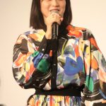 深川麻衣、カラフルなワンピースで舞台挨拶に登場！元アイドルを演じて身近な幸せを実感＜『つんドル』公開記念舞台挨拶＞