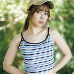 Liyuu、キュートな視線がたまらない！普段着ショットで思わずデート気分のSHOTを『週刊プレイボーイ46号』で披露！