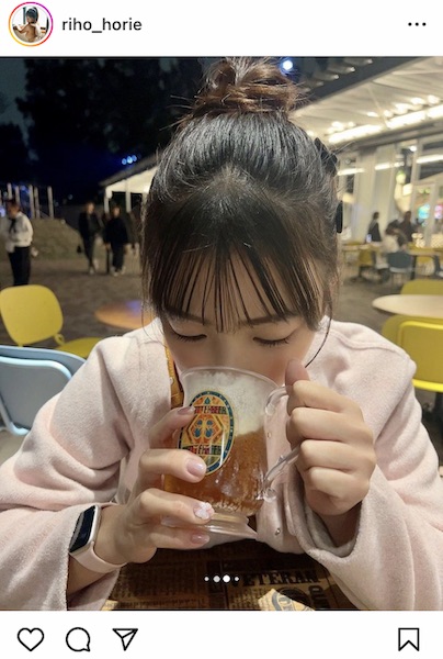 堀江りほ、ビールでほろ酔いデート気分のSHOTを披露！コロコロ変わる笑顔がキュート！