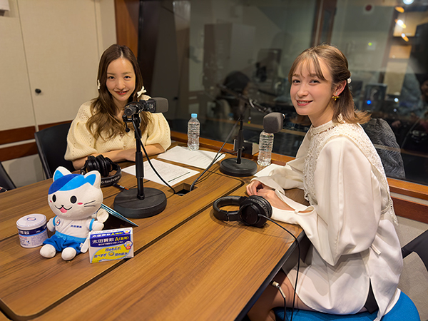 板野友美がTOKYO FMで2023年11月パーソナリティを担当！初回は、藤井サチがゲスト